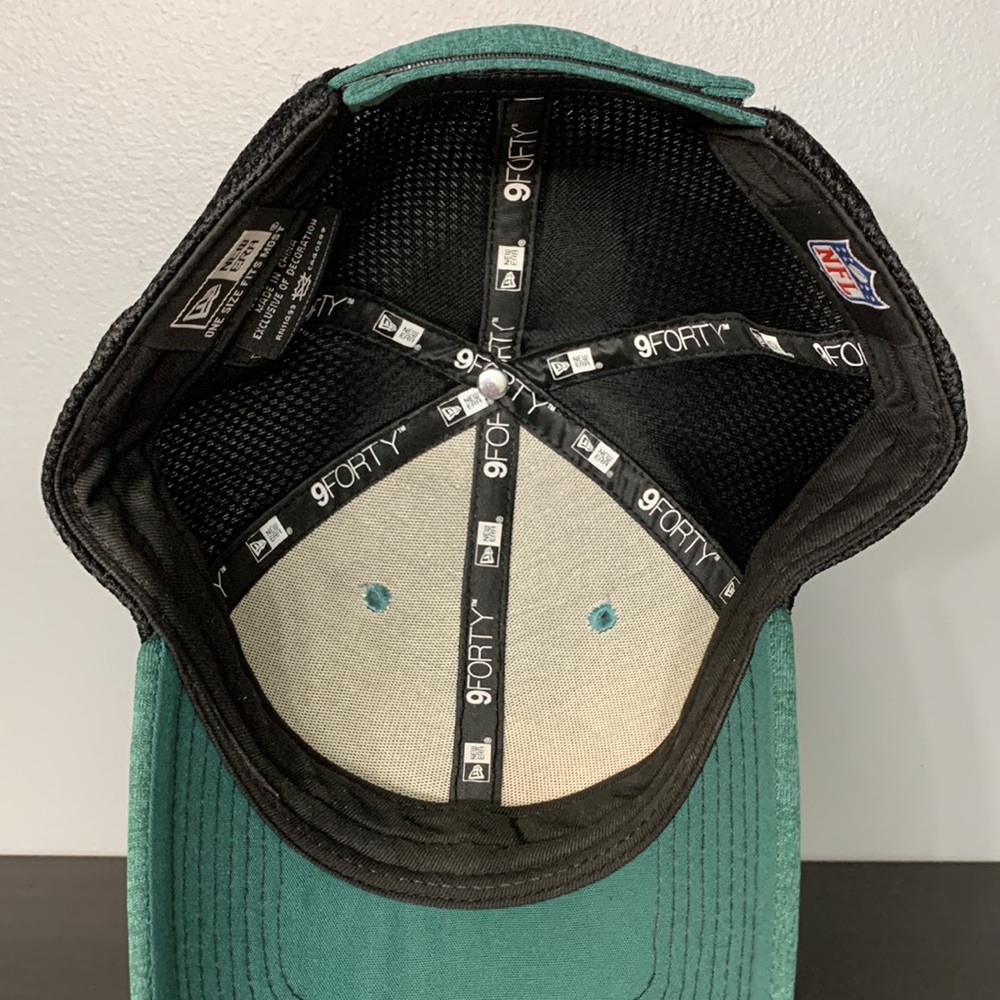 Philadelphia Eagles New Era 9FORTY Adjustable Hat-Midnight Green/Black - Picture 5 of 5
